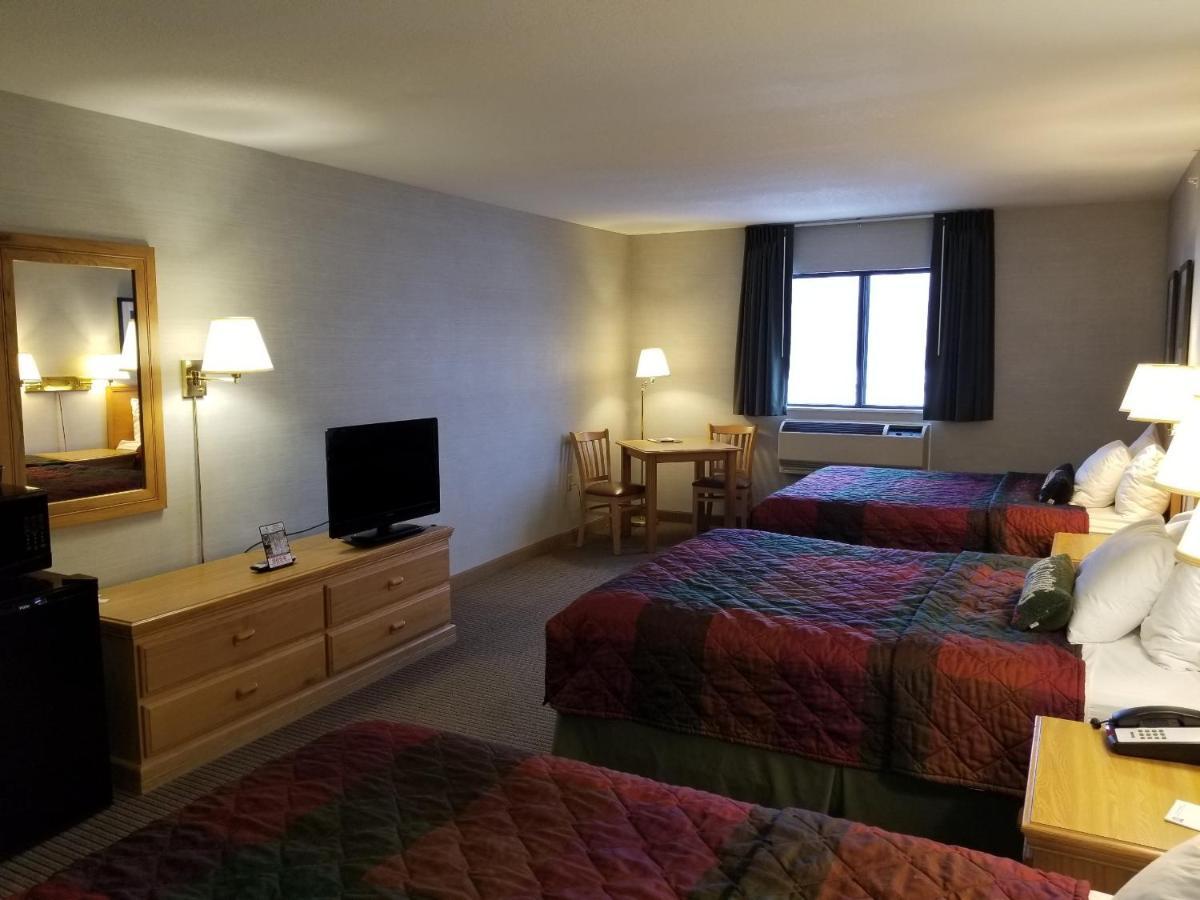 All Seasons Resort Kalkaska Exterior photo