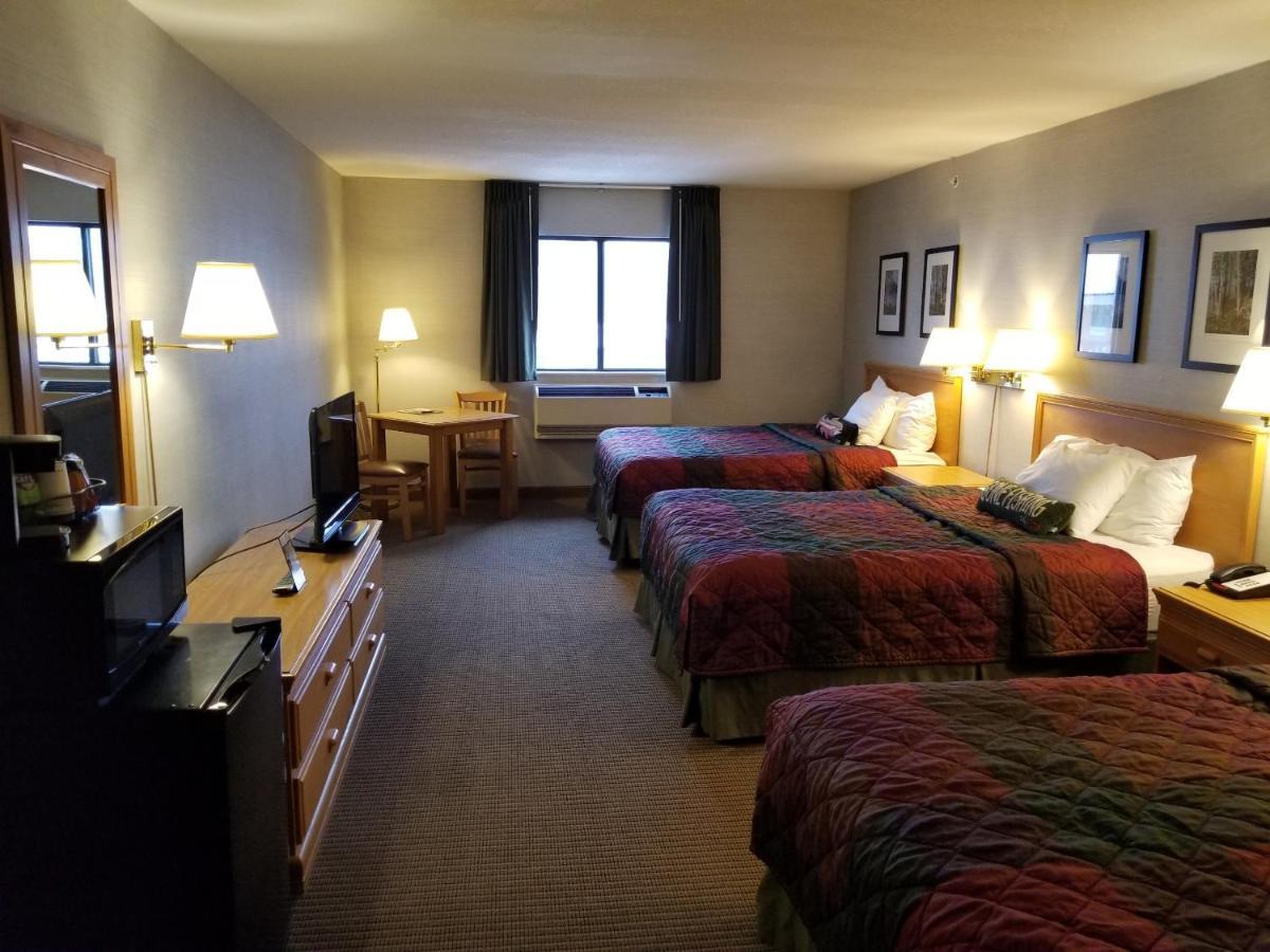 All Seasons Resort Kalkaska Exterior photo